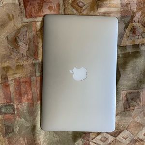 Apple Mac Book Air
